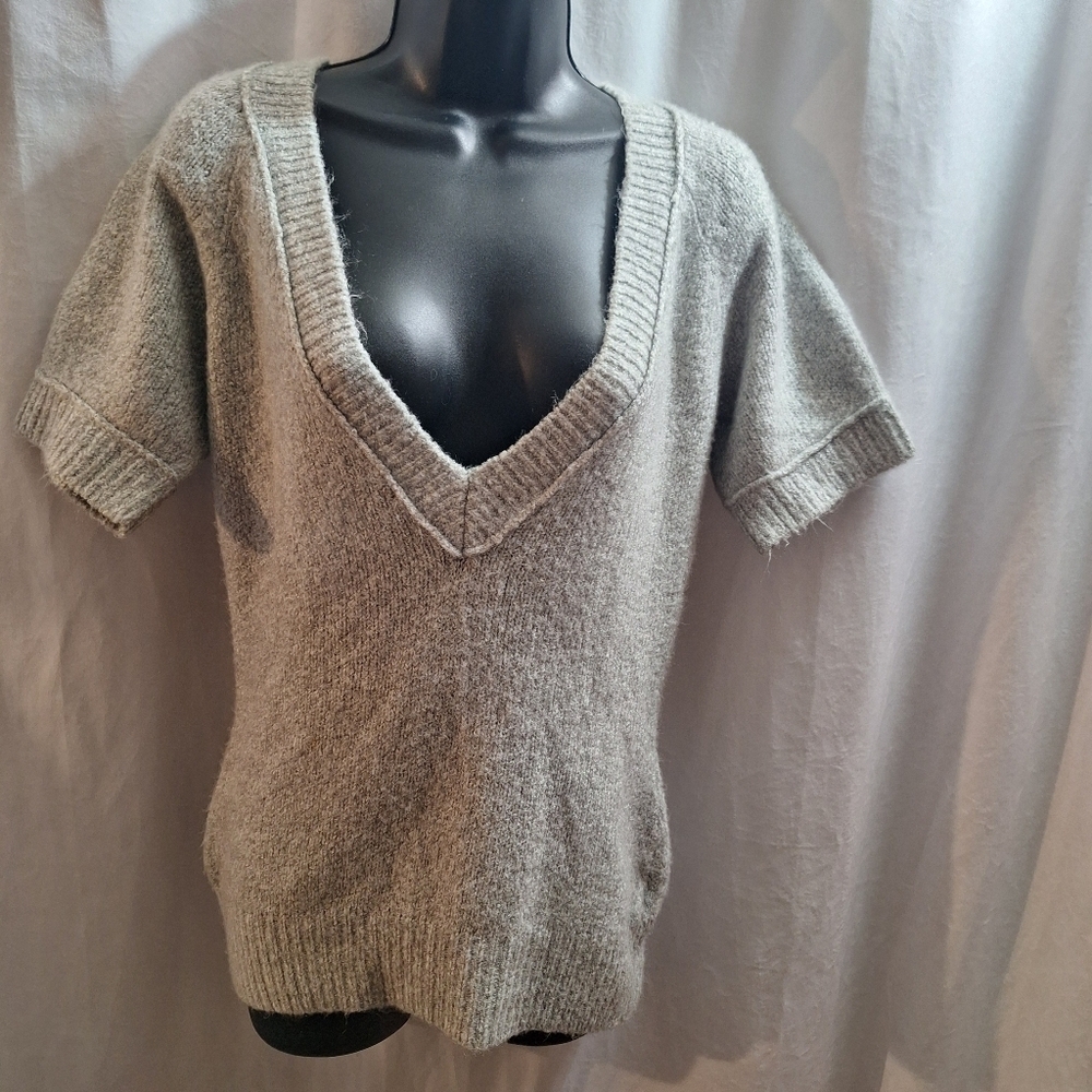 Arizona jean company women's sweater size large